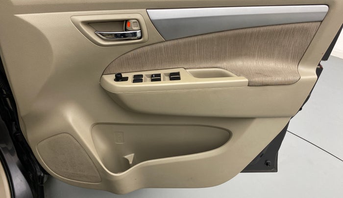 2014 Maruti Ertiga VXI CNG, CNG, Manual, 92,692 km, Driver Side Door Panels Control