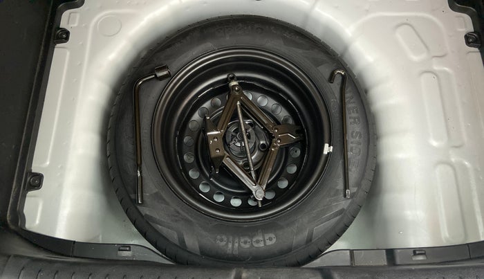 2021 Hyundai VENUE S MT 1.2 KAPPA, Petrol, Manual, 16,364 km, Spare Tyre