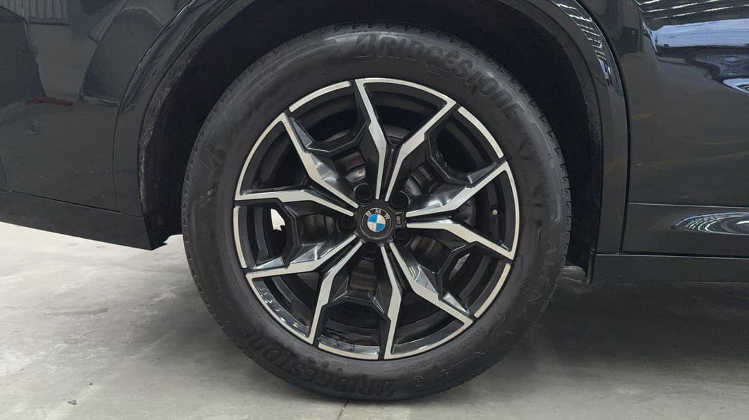 2021 BMW X4 xDrive20i M Sport, Automatic, 70355 km, Right Rear Wheel