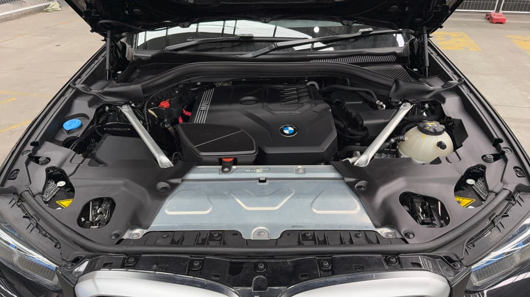 2021 BMW X4 xDrive20i M Sport, Automatic, 70355 km, Open Bonnet (Engine)