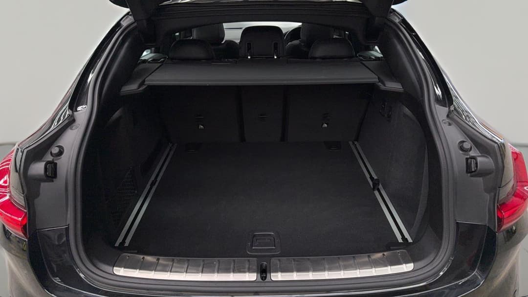 2021 BMW X4 xDrive20i M Sport, Automatic, 70355 km, Boot Inside View