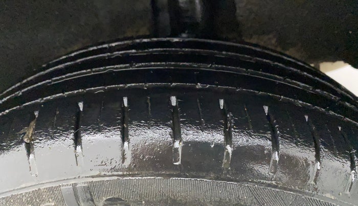 2018 Maruti Baleno ZETA PETROL 1.2, Petrol, Manual, 46,655 km, Left Rear Tyre Tread