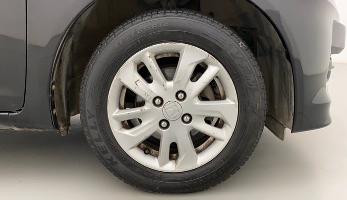 2013 Honda Amaze 1.5L I-DTEC VX, Diesel, Manual, 97,790 km, Right Front Wheel