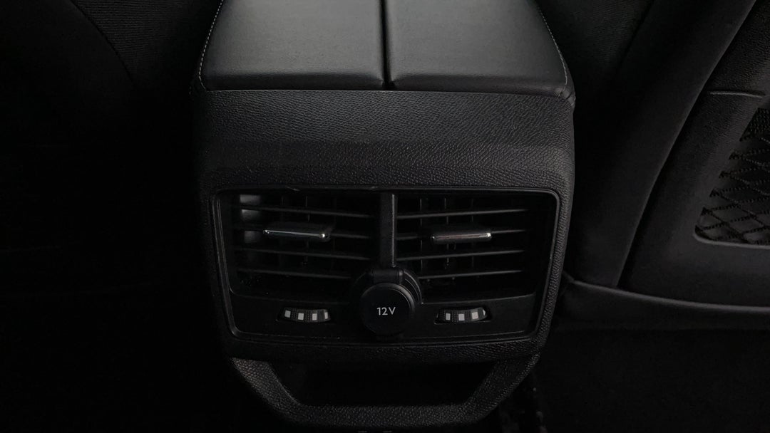 Rear A/C Vent