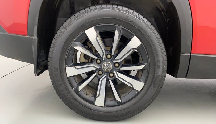 2019 MG HECTOR SHARP DCT PETROL, Petrol, Automatic, 29,647 km, Right Rear Wheel