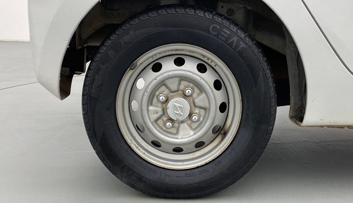 2015 Hyundai Eon ERA PLUS, Petrol, Manual, 47,975 km, Right Rear Wheel
