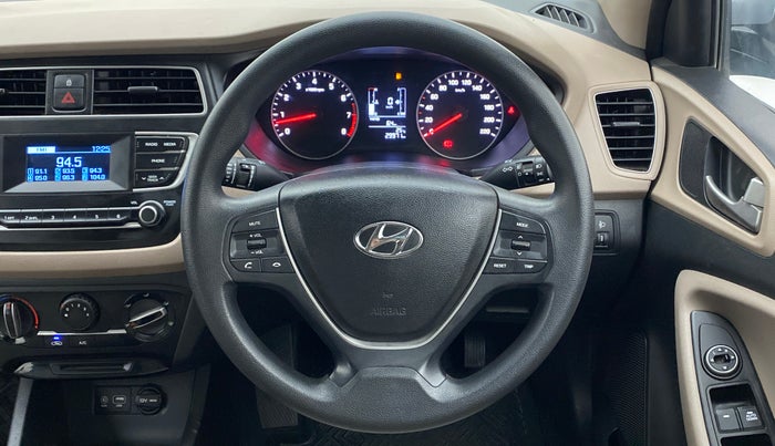 2019 Hyundai Elite i20 MAGNA PLUS 1.2, Petrol, Manual, 30,137 km, Steering Wheel Close Up