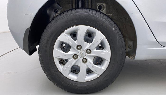 2019 Hyundai Elite i20 MAGNA PLUS 1.2, Petrol, Manual, 30,137 km, Right Rear Wheel