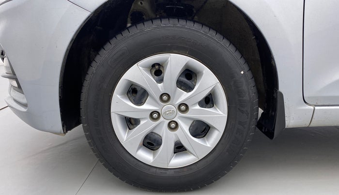2019 Hyundai Elite i20 MAGNA PLUS 1.2, Petrol, Manual, 30,137 km, Left Front Wheel