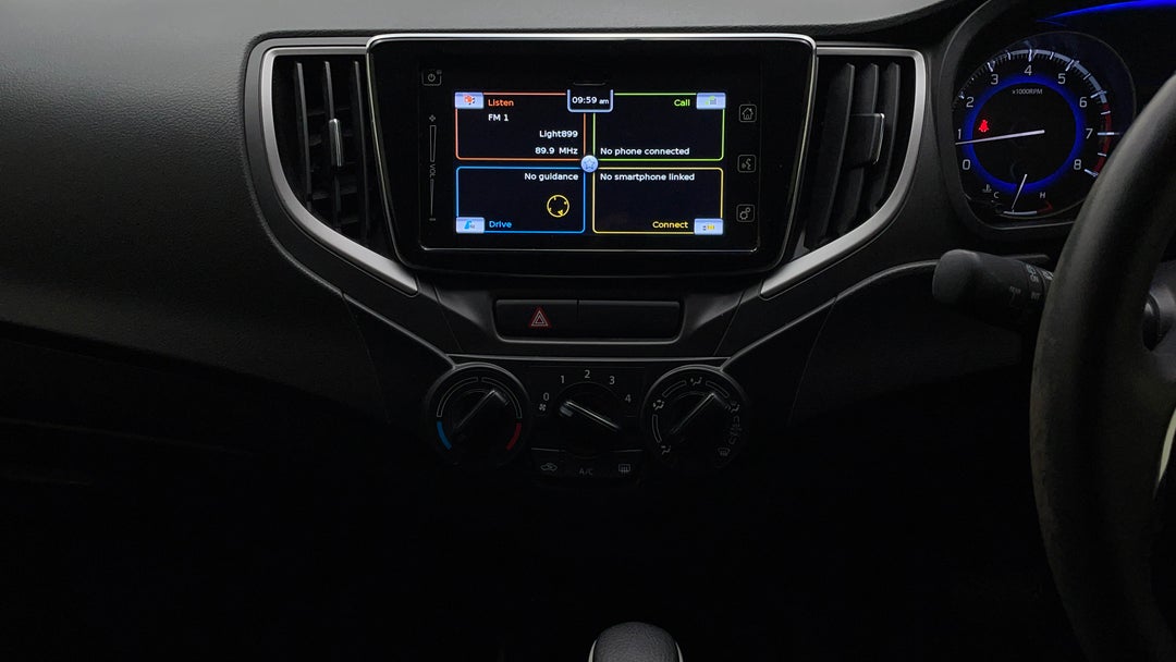 2020 Suzuki Baleno Gl, Automatic, 56912 km, Center Console