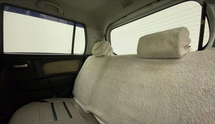 2017 Maruti Wagon R 1.0 VXI, Petrol, Manual, 71,002 km, Right Side Rear Door Cabin