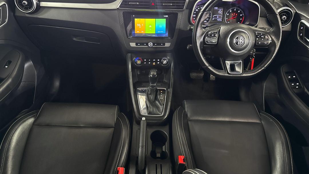 2022 MG ZS Excite, Automatic, 79259 km, Center Console