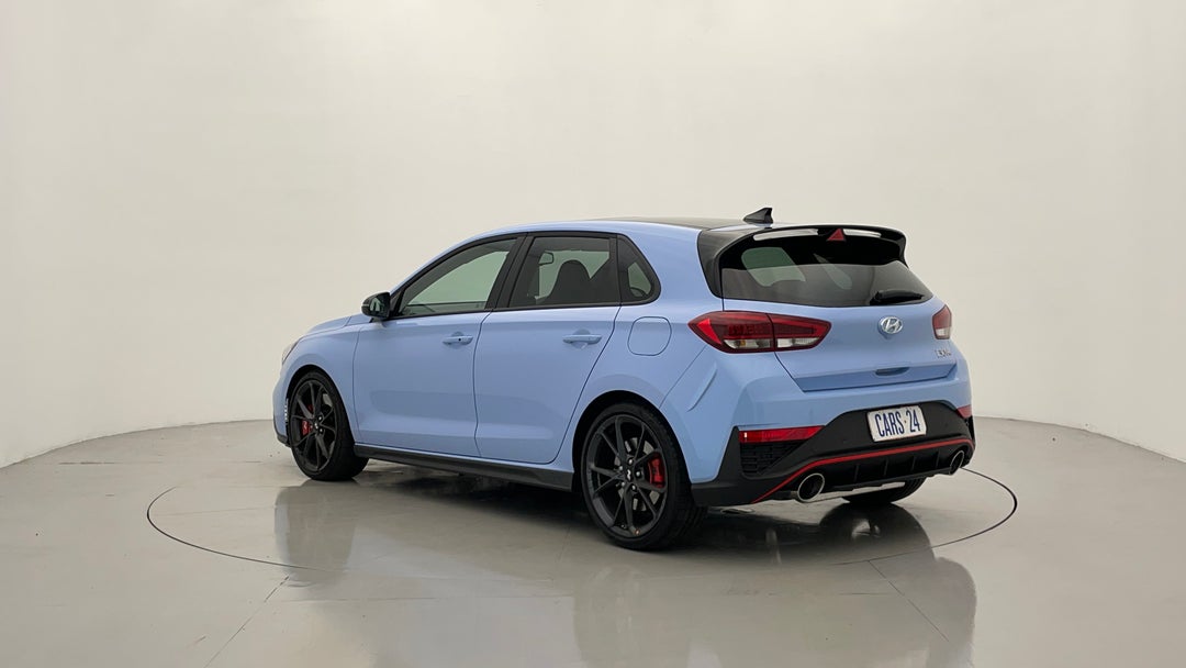 Left Back Diagonal (45- Degree) View