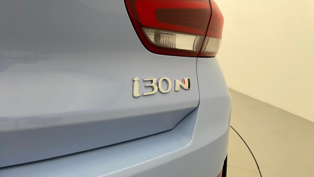 Badge (Boot Right Side)