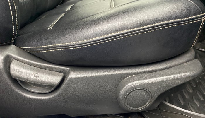2018 Hyundai Xcent SX 1.2 CRDI, Diesel, Manual, 93,492 km, Driver Side Adjustment Panel
