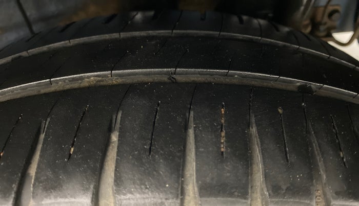 2018 Hyundai Xcent SX 1.2 CRDI, Diesel, Manual, 93,492 km, Left Rear Tyre Tread