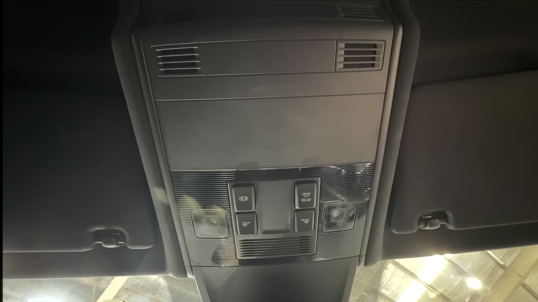 2019 Volkswagen Tiguan 162 Tsi Highline, Automatic, 66992 km, On-Roof Controls/Sunglass holder