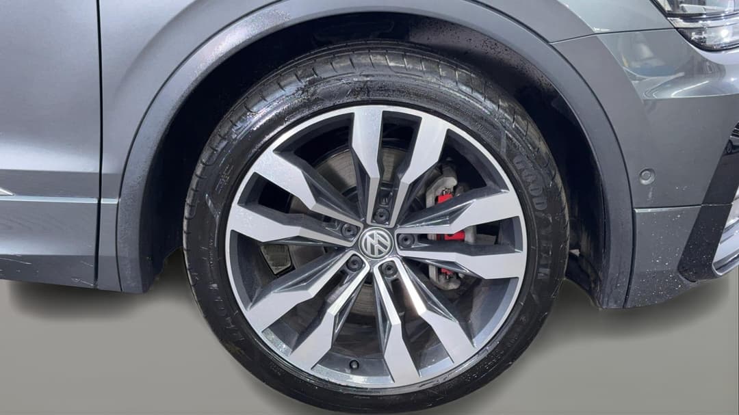 2019 Volkswagen Tiguan 162 Tsi Highline, Automatic, 66992 km, Right Front Wheel