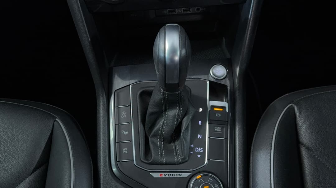 2019 Volkswagen Tiguan 162 Tsi Highline, Automatic, 66992 km, Gear Lever 
