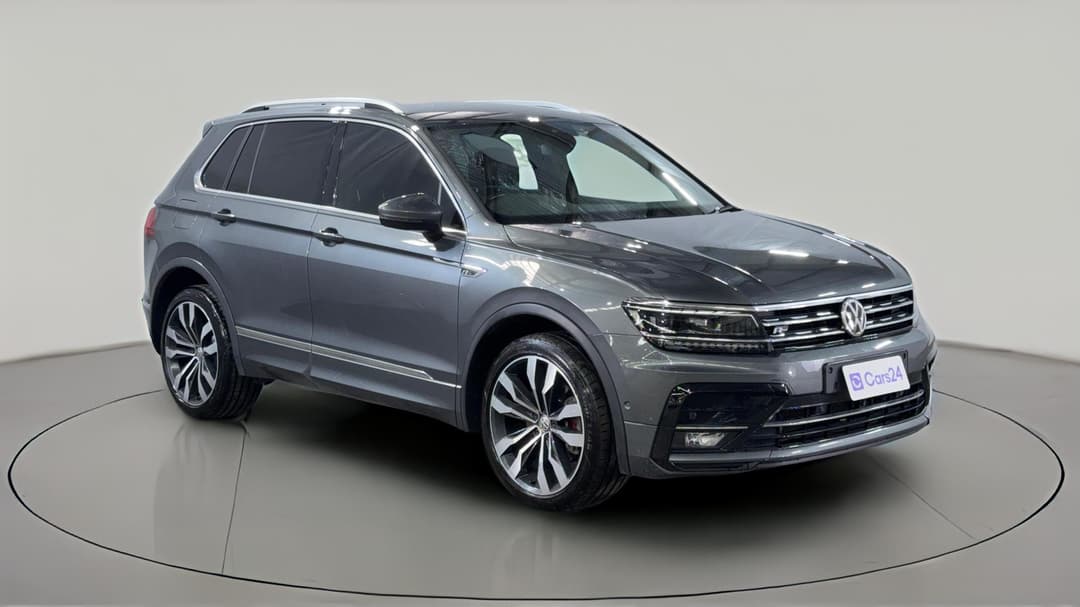 2019 Volkswagen Tiguan 162 Tsi Highline, Automatic, 66992 km, Right Front Diagonal (45- Degree) View