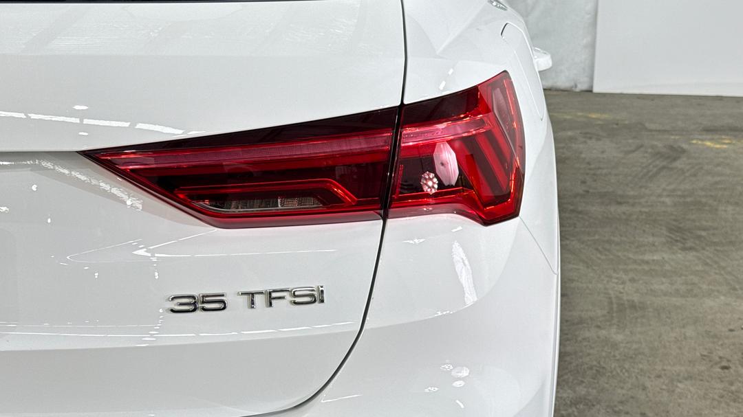 2020 Audi Q3 35 Tfsi, Automatic, 46766 km, Badge (Boot Right Side)