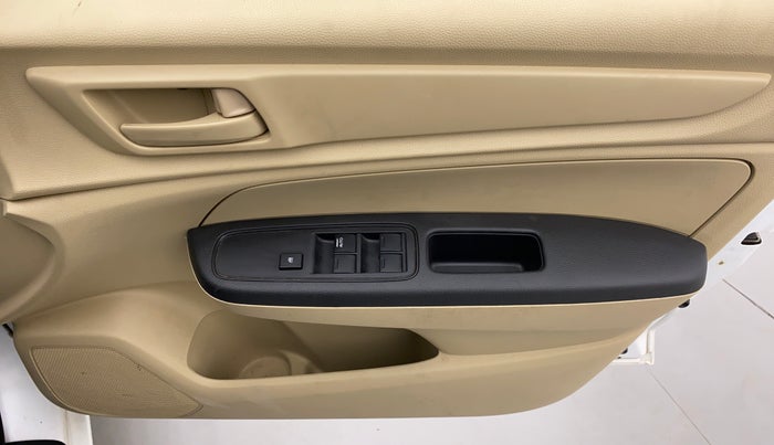 2020 Honda Amaze 1.2L I-VTEC E, Petrol, Manual, 13,328 km, Driver Side Door Panels Control