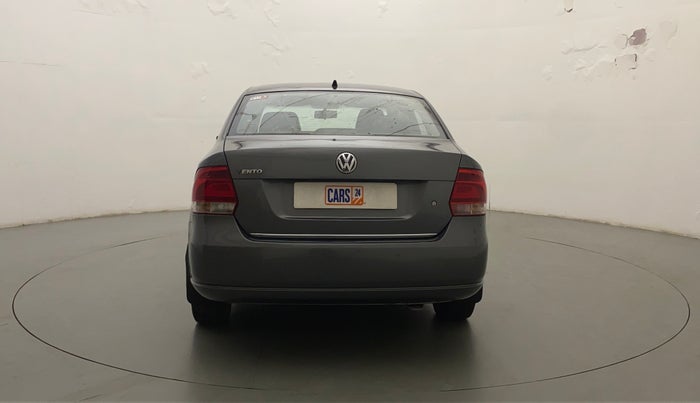 2014 Volkswagen Vento HIGHLINE 1.6 MPI, Petrol, Manual, 71,432 km, Back/Rear