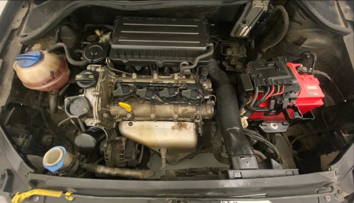 2014 Volkswagen Vento HIGHLINE 1.6 MPI, Petrol, Manual, 71,432 km, Open Bonet
