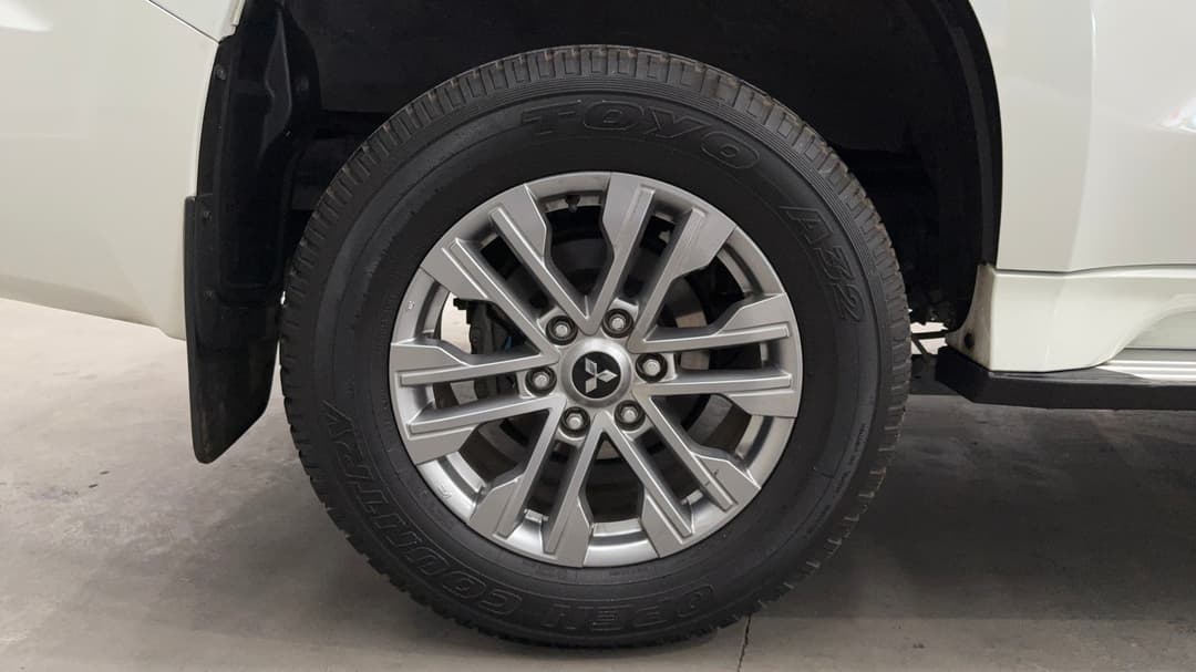 2022 Mitsubishi Pajero Sport Glx (2WD) 5 Seat, Automatic, 44670 km, Right Rear Wheel