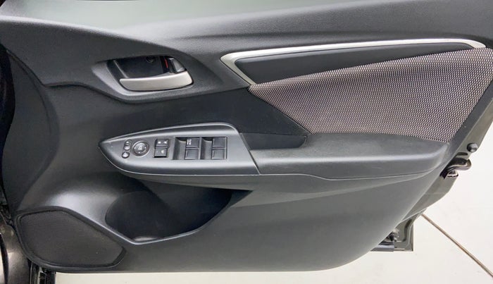 2017 Honda WR-V 1.2 i-VTEC VX MT, Petrol, Manual, 38,752 km, Driver Side Door Panels Controls