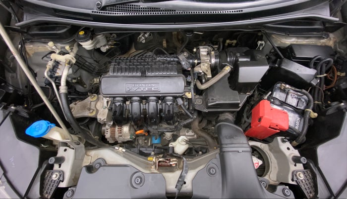 2017 Honda WR-V 1.2 i-VTEC VX MT, Petrol, Manual, 38,752 km, Engine Bonet View