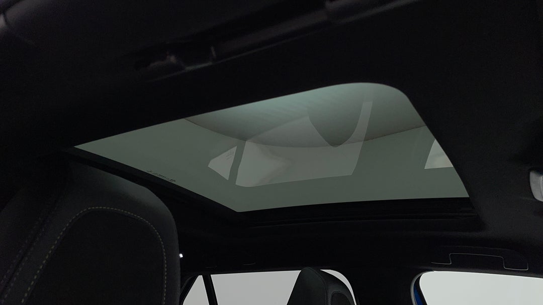 Interior Sunroof/Moonroof