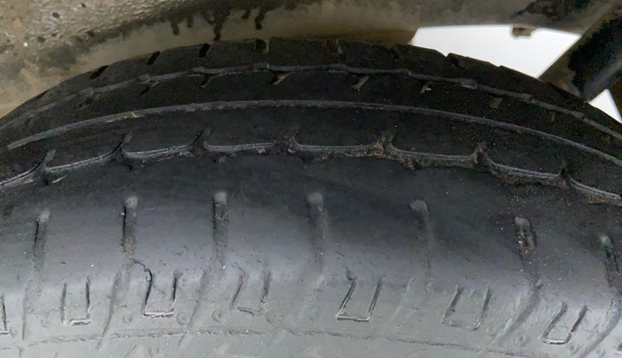 2018 Maruti Wagon R 1.0 LXI CNG, CNG, Manual, 68,632 km, Left Rear Tyre Tread