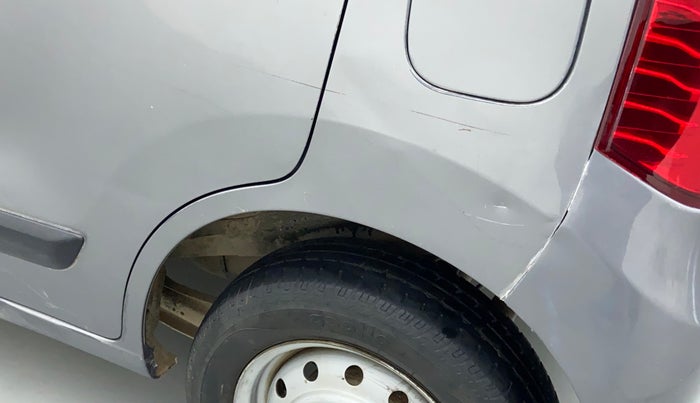2018 Maruti Wagon R 1.0 LXI CNG, CNG, Manual, 68,632 km, Left quarter panel - Slightly dented
