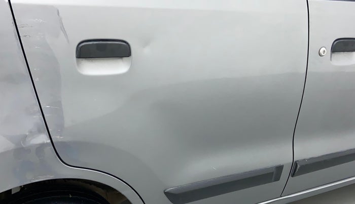 2018 Maruti Wagon R 1.0 LXI CNG, CNG, Manual, 68,632 km, Right rear door - Slightly dented