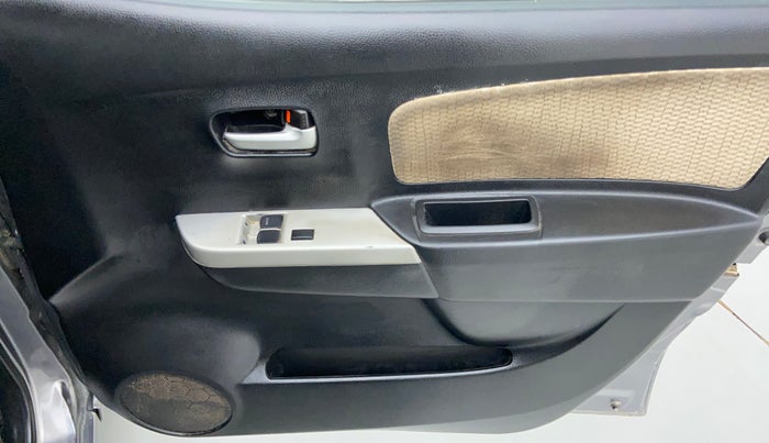 2018 Maruti Wagon R 1.0 LXI CNG, CNG, Manual, 68,632 km, Driver Side Door Panels Control
