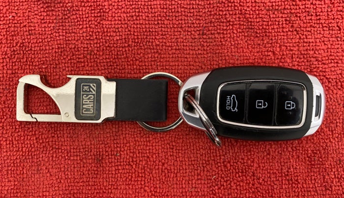 2019 Hyundai Verna 1.6 SX VTVT AT (O), Petrol, Automatic, 27,669 km, Key Close Up