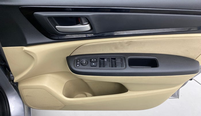 2018 Honda Amaze 1.5 V CVT I-DTEC, Diesel, Automatic, 32,186 km, Driver Side Door Panels Control