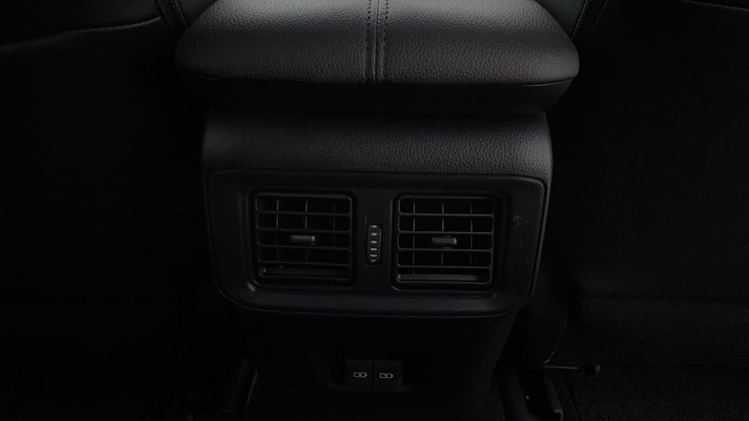 2023 Toyota RAV4 Cruiser (2wd) Hybrid, Automatic, 14290 km, Rear A/C Vent