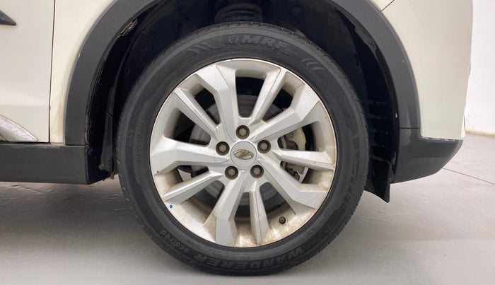 2019 Mahindra XUV300 W8 1.5 DIESEL, Diesel, Manual, 69,216 km, Right Front Wheel