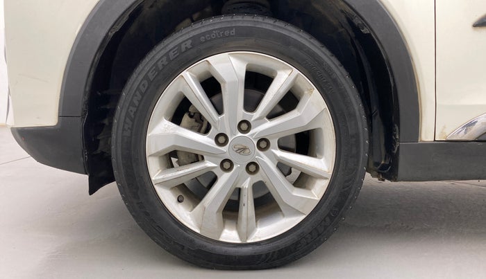 2019 Mahindra XUV300 W8 1.5 DIESEL, Diesel, Manual, 69,216 km, Left Front Wheel