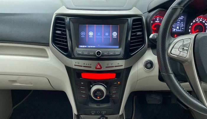 2020 Mahindra XUV 3OO W8 (O) 1.5 DIESEL AMT, Diesel, Automatic, 38,933 km, Air Conditioner