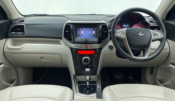 2020 Mahindra XUV300 W8 (O) 1.5 DIESEL AMT, Diesel, Automatic, 38,981 km, Dashboard