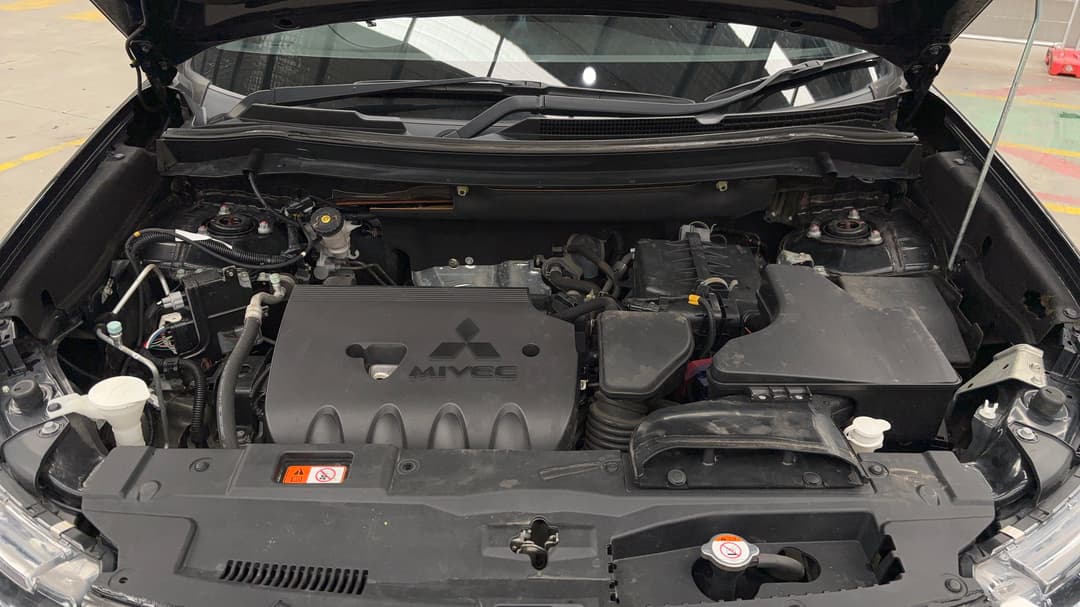 2020 Mitsubishi Outlander Black Edition 7 Seat (2WD), Automatic, 113014 km, Open Bonnet (Engine)
