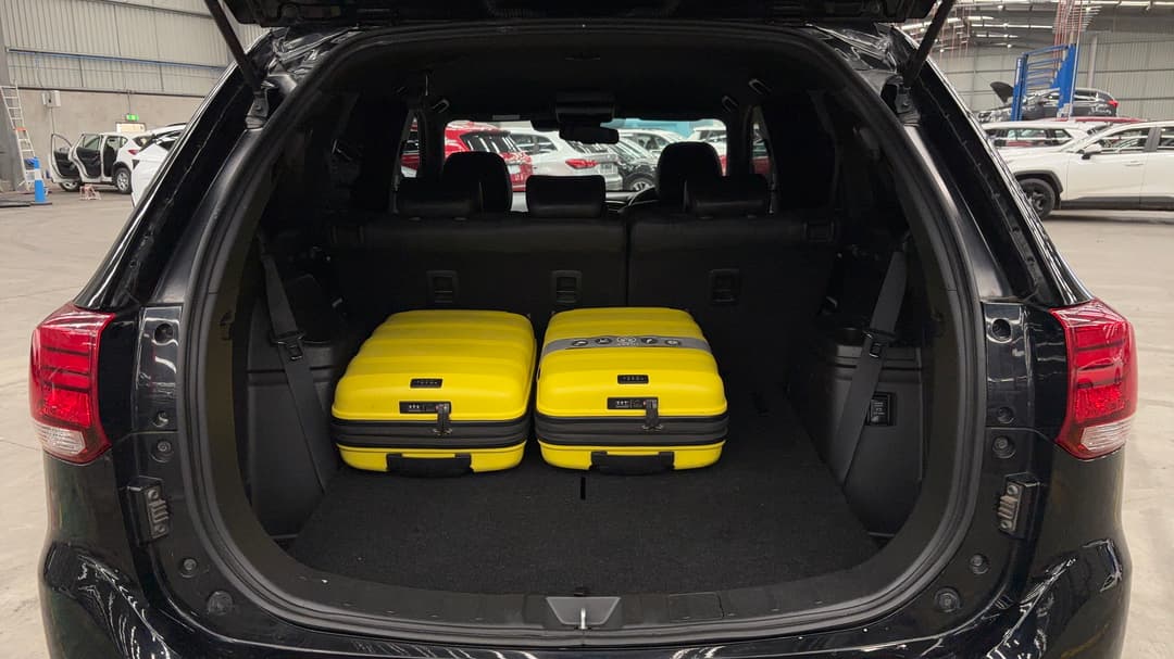 2020 Mitsubishi Outlander Black Edition 7 Seat (2WD), Automatic, 113014 km, Boot Inside View with Luggage