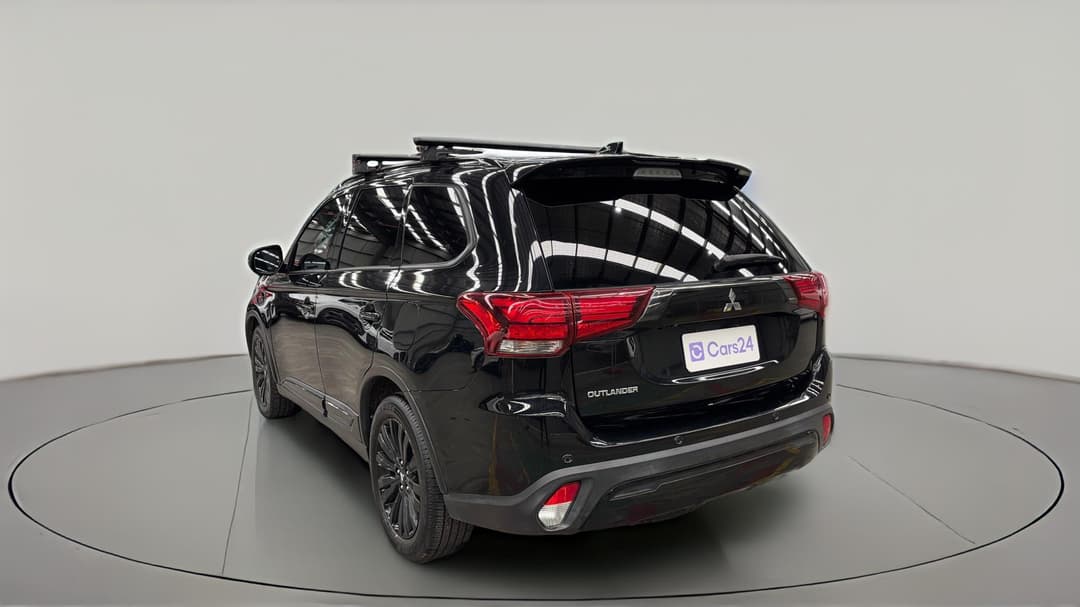 2020 Mitsubishi Outlander Black Edition 7 Seat (2WD), Automatic, 113014 km, Left Back Diagonal (45- Degree) View