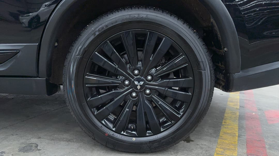 2020 Mitsubishi Outlander Black Edition 7 Seat (2WD), Automatic, 113014 km, Left Rear Wheel