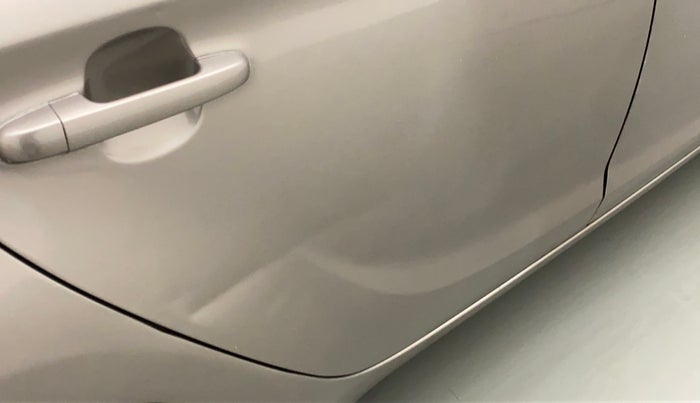 2013 Hyundai i20 MAGNA 1.2, Petrol, Manual, 45,077 km, Right rear door - Slightly dented