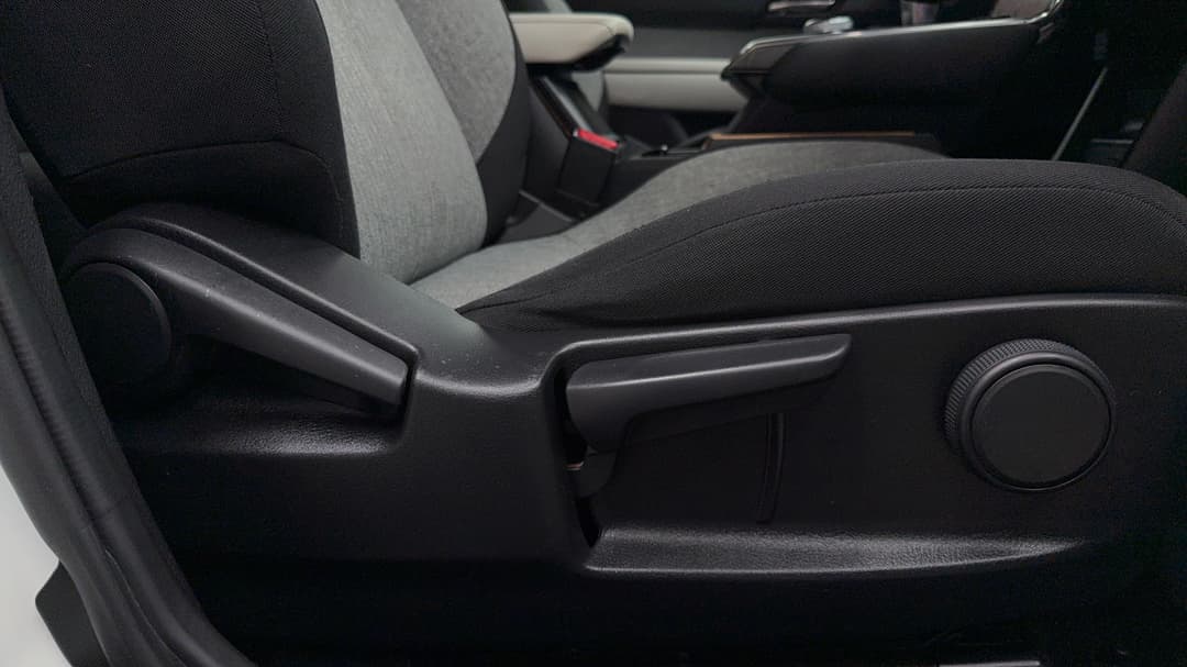 2021 Mazda Mx-30 G20e Evolve Mhev, Automatic, 58188 km, Drivers Side Adjustment Panel