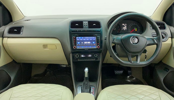 2014 Volkswagen Vento COMFORTLINE TSI AT PETROL, Petrol, Automatic, 57,022 km, Dashboard
